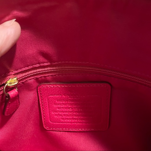 Coach | Small Christie Carryall Pink | F36637 - Picture 4 of 12